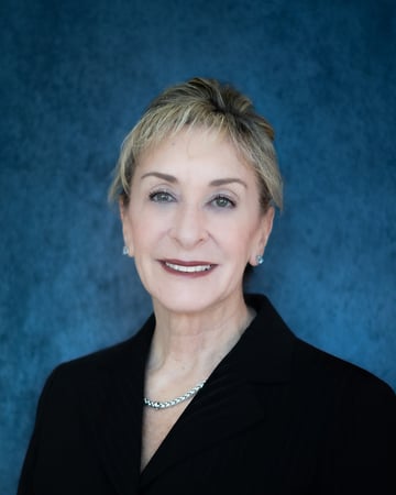 Photo of Lauryn Reinoso