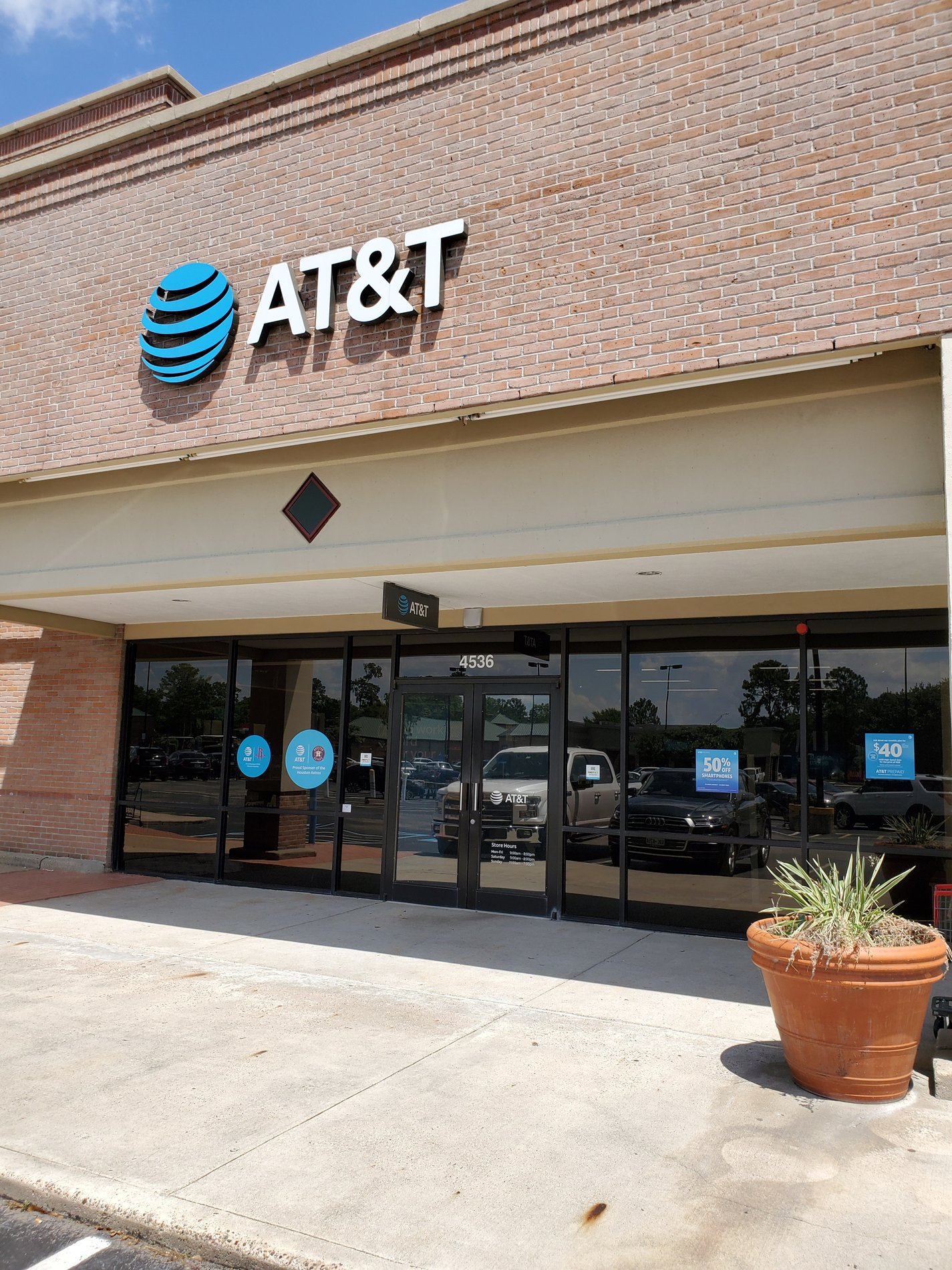 Kingwood Store – Apple iPhone 12 and Samsung Devices Kingwood, TX | AT&T