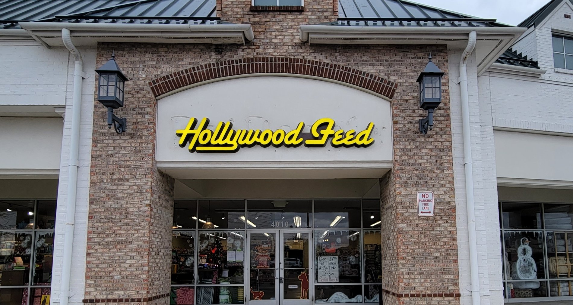 Hollywood Feed Powell: {KEYWORDS} in Powell, OH