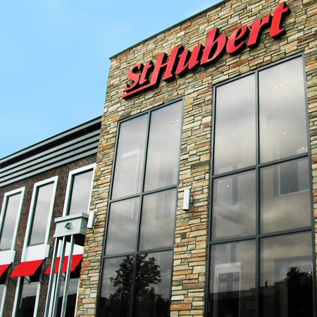 St-Hubert Restaurant et bar - Cadillac (Montréal)