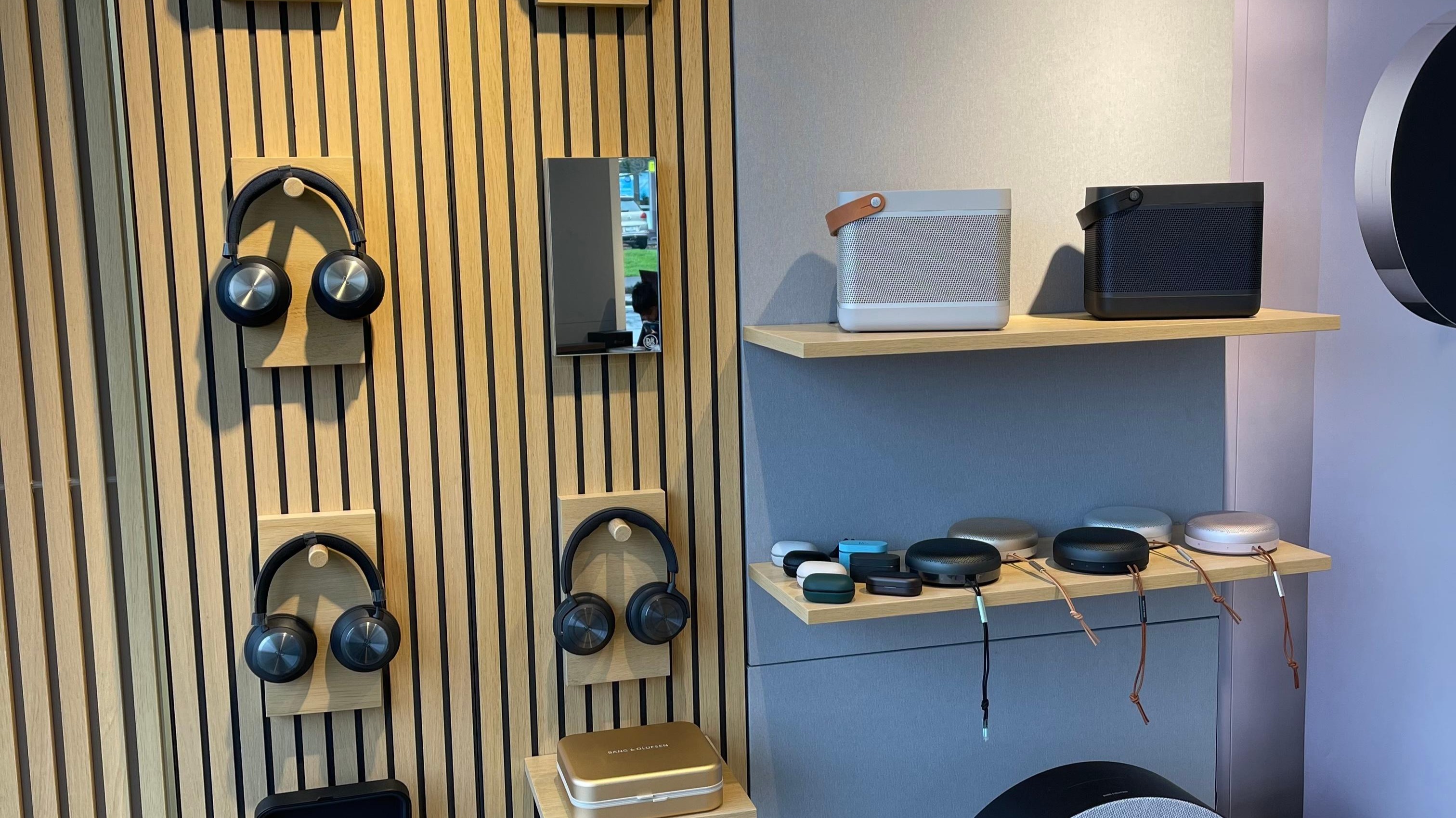 ラジオ・コンポ Bang & Olufsen Bang & Olufsen Continues Centennial Year Celebration With the New