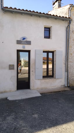 Photo du point La Poste Agence Communale ECOYEUX Mairie