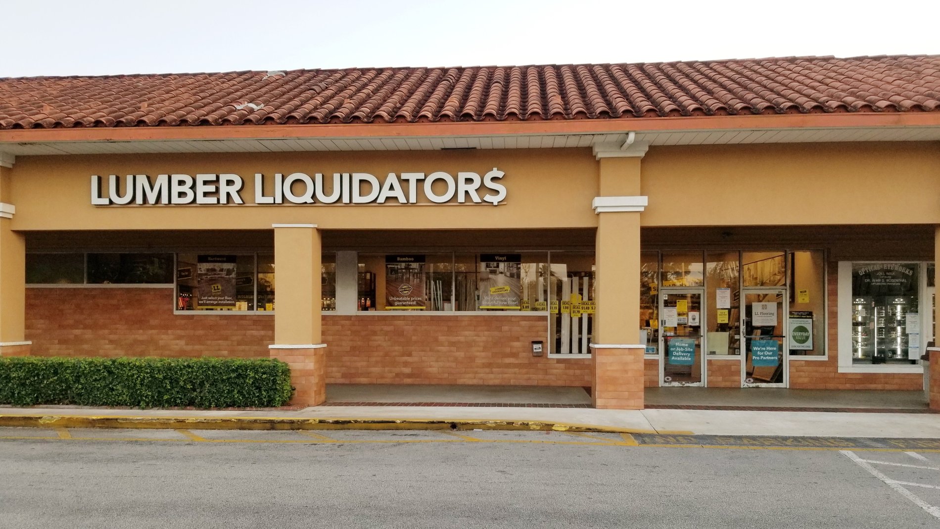 LL Flooring #1395 Coral Springs | 8120 Wiles Road | Storefront