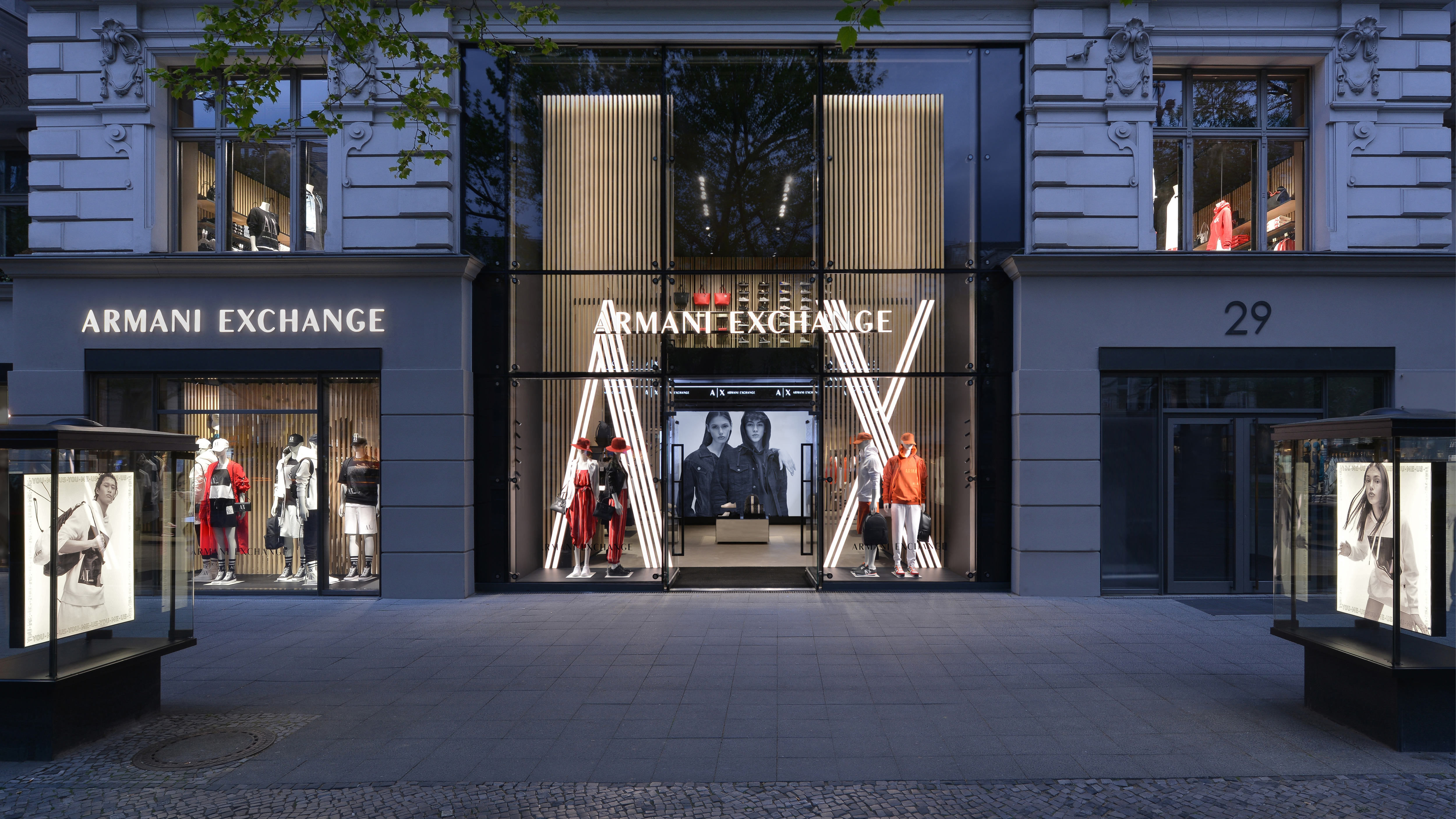 udlejeren Nysgerrighed Blandet Men's Clothing in BERLIN | AX Armani Exchange Berlin