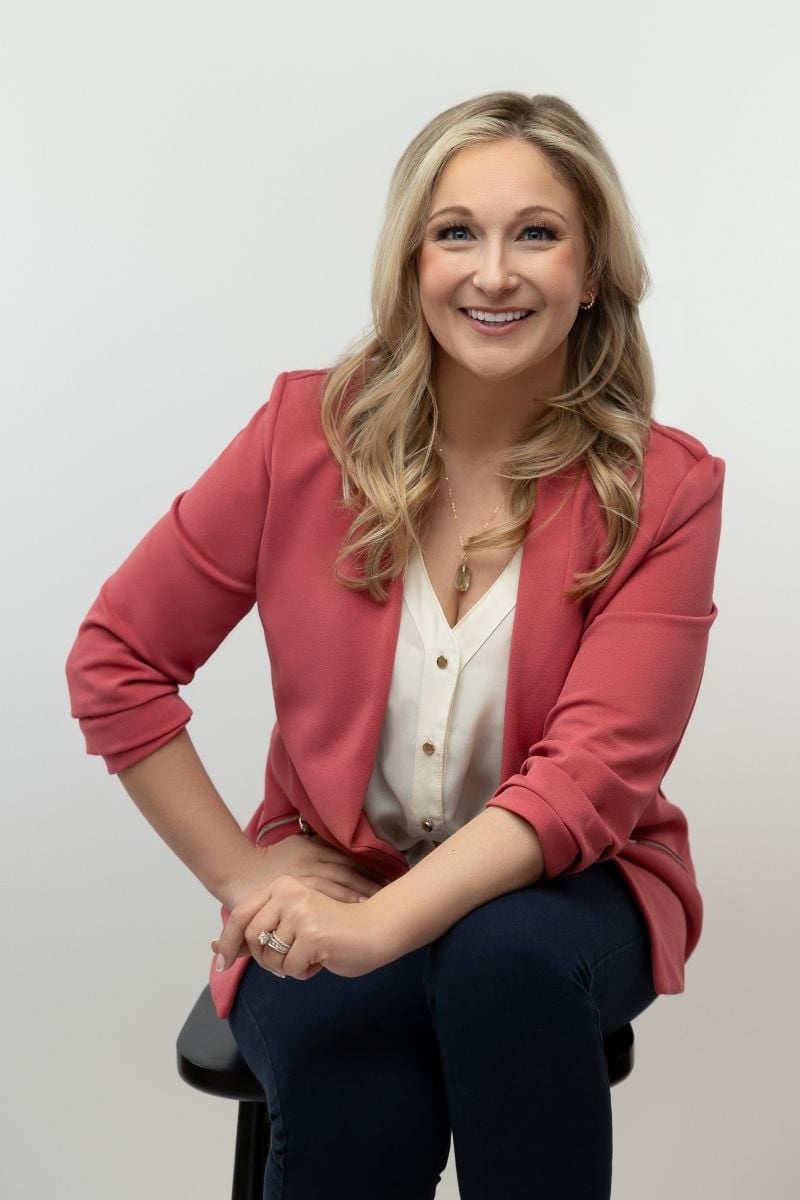 Nicole Serra Hubertus, WI