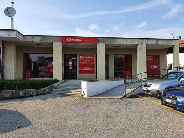 Vodafone Store | Castelletto Sopra Ticino
