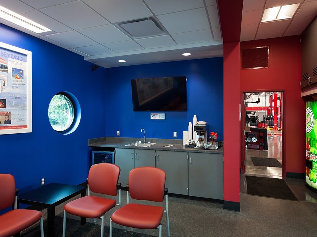 Tire Discounters Innsbrooke tires, alignment, brakes, autoglass in