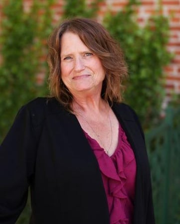 Photo of Tracy Mayerhofer