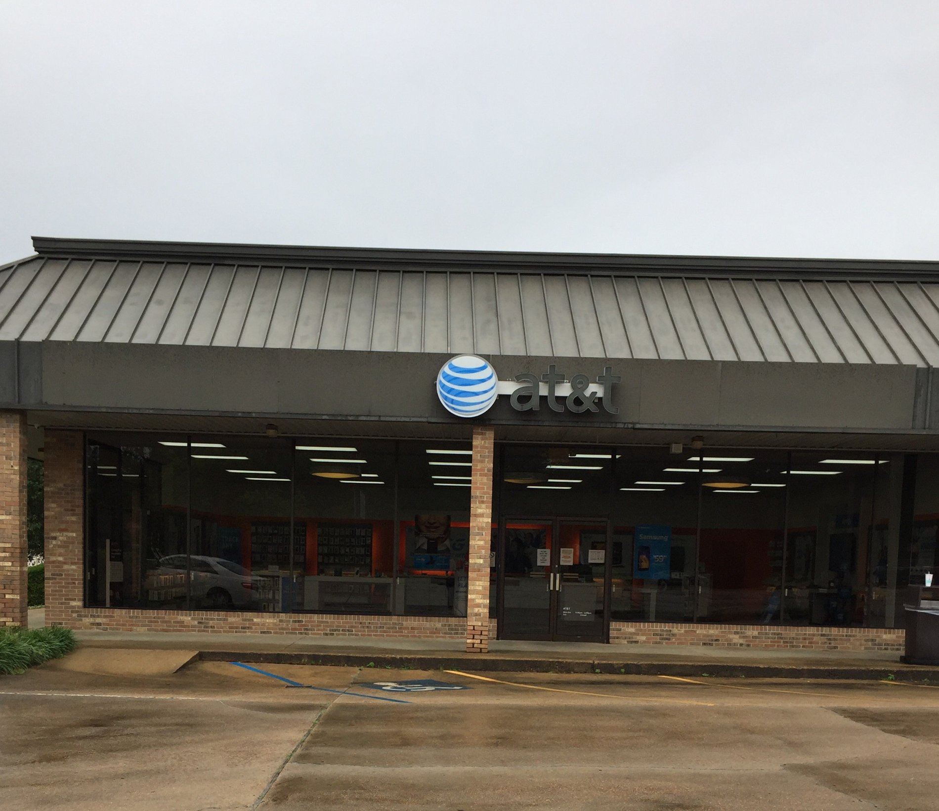 Aberdeen Store Apple iPhone 12 and Samsung Devices Aberdeen, MS AT&T