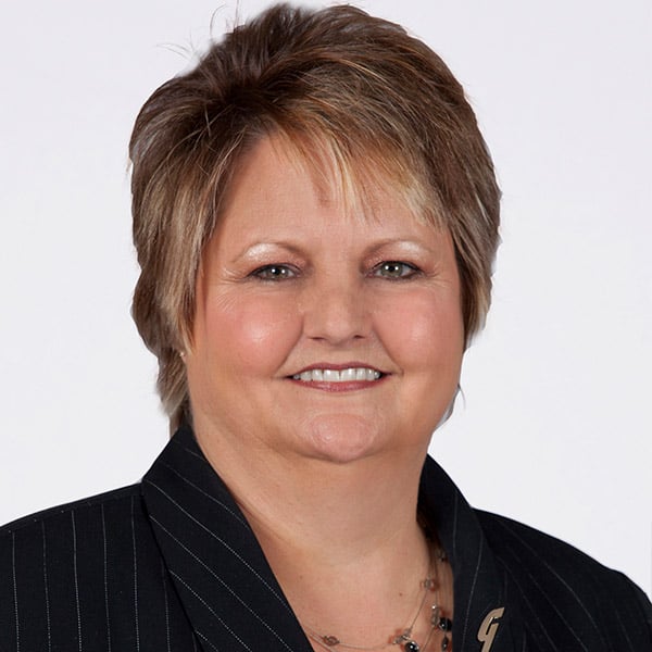 Linda Brown, Assistant Location Manager, Guaranty Bank & Trust Bogata, Texas