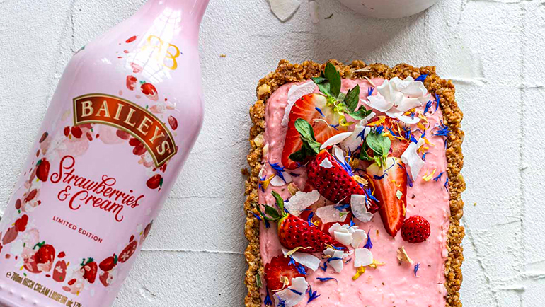 Baileys Strawberries & Cream-Tarte