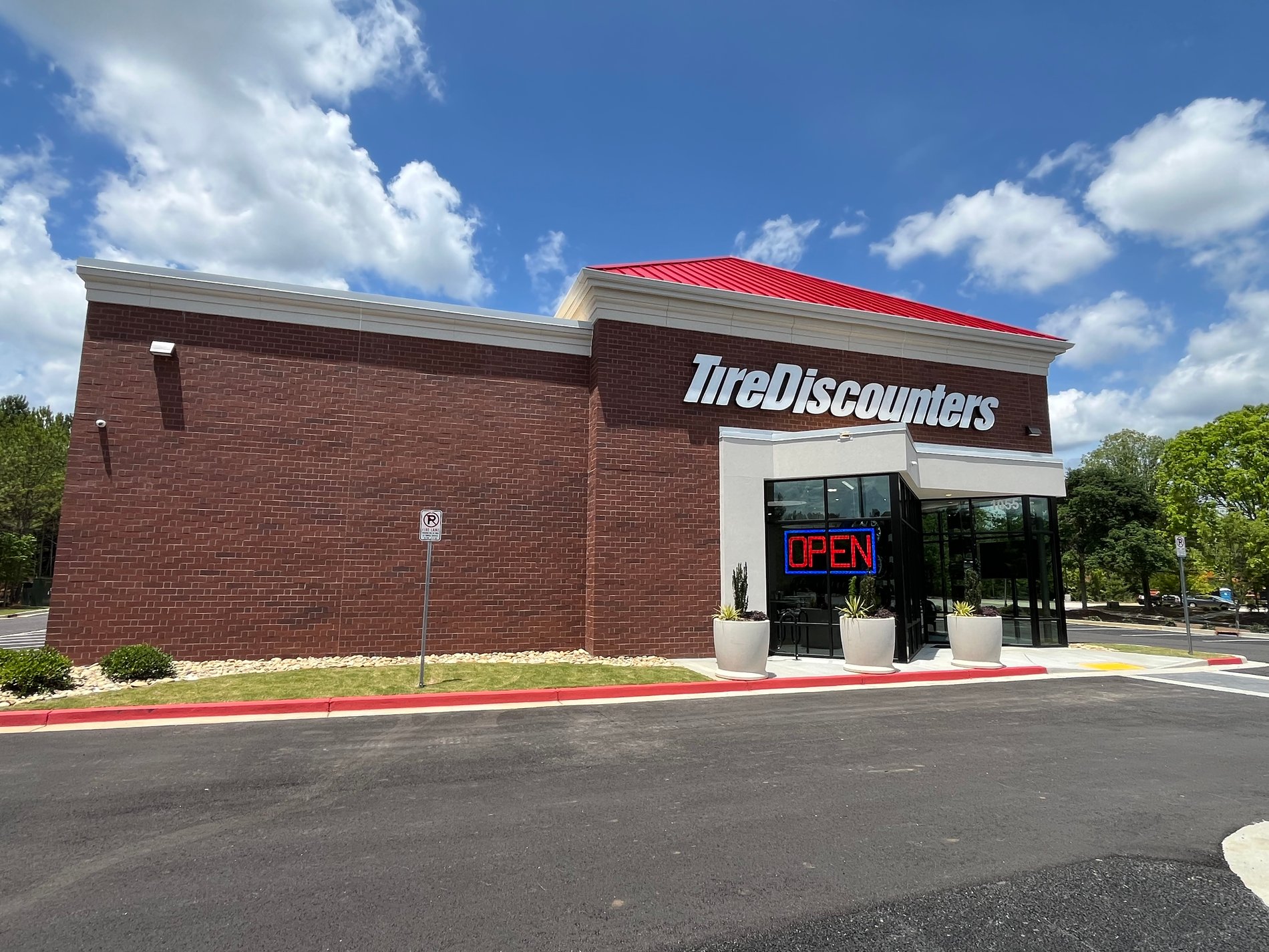 Tire Discounters Alpharetta tires, alignment, brakes, autoglass in
