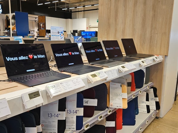 Les macbooks  Boulanger Bordeaux Lac