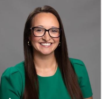 Photo of Ashley Mackay