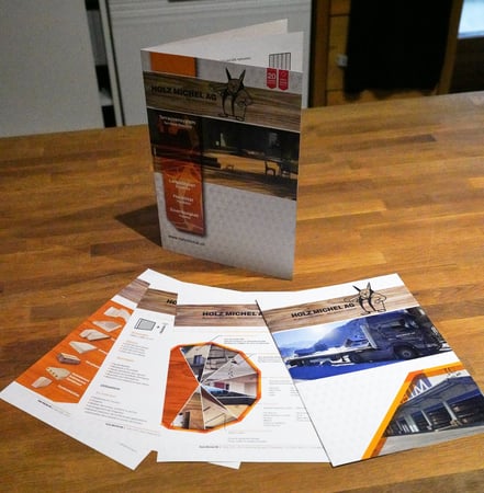 Diverses brochures / flyers / documents (exemple de réalisation)