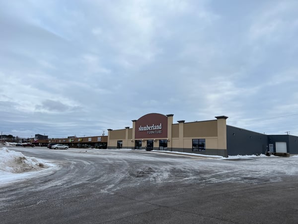 Side View of Slumberland Furniture Store in Hibbing,  MN