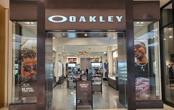 Oakley hotsell factory outlet