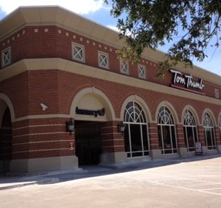 Tom Thumb Store Front Picture at 7700 Northwest Highway in Dallas TX