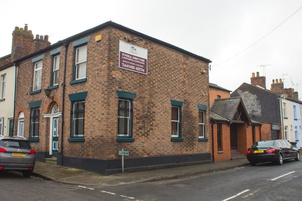 Hooley Watson & Buckley Funeral Directors in Macclesfield | Dignity