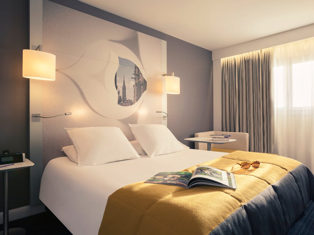 Hotels in Metz Book on