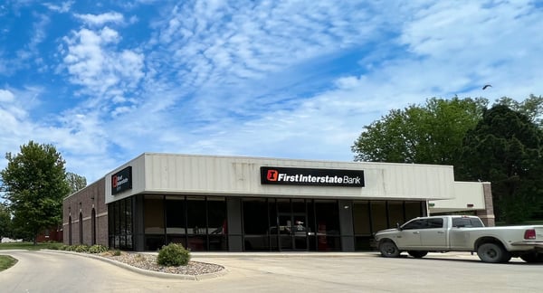 Exterior image of First Interstate Bank in Atlantic, IA.