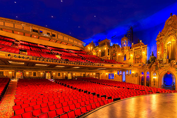 Louisville Palace: Reserve Parking in Louisville, KY