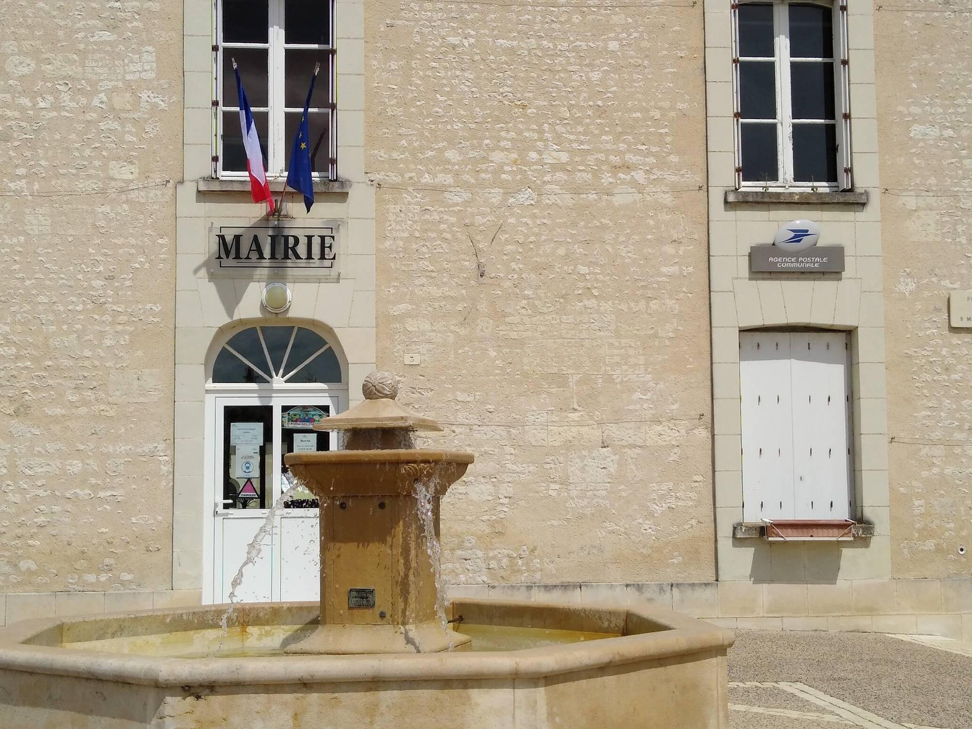 La Poste Agence Communale LA CELLE ST AVANT Mairie (37160) La Poste
