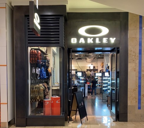 Eve Mispend sort Oakley Store in 9303 Jeff Fuqua Blvd Orlando, FL | Men's & Women's  Sunglasses, Goggles, & Apparel