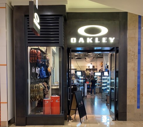 Oakley Store, 8001 S Orange Blossom Trl Orlando, FL