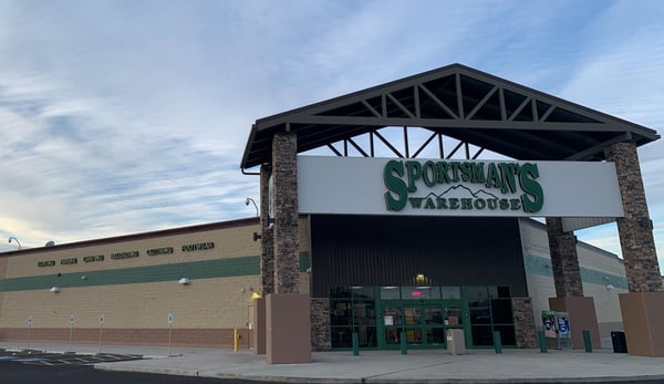 The front entrance of Sportsman's Warehouse in Moses Lake