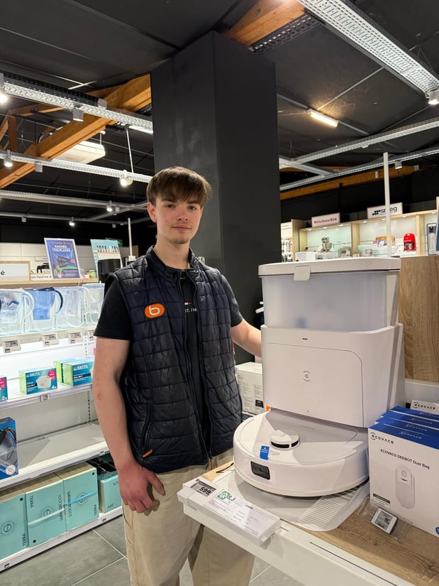 Retrouver bastien dans le rayon du petit électroménager