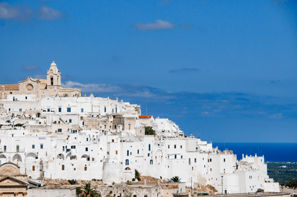 オストゥーニのイメージ