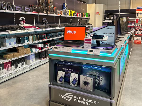 🎮 Espace Gaming – Boulanger Orléans Saran
Plongez dans l’univers gaming avec notre espace dédié :
PC gamer, consoles, accessoires, périphériques et sièges gaming pour une expérience de jeu optimale.
Profitez des dernières nouveautés et conseils d’experts en magasin.

📍 À découvrir au rayon gaming de Boulanger Orléans Saran.