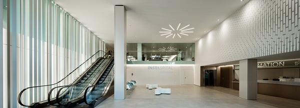 Umgestaltung Eingangsbereich Bettenhochhaus Inselspital, Bern
