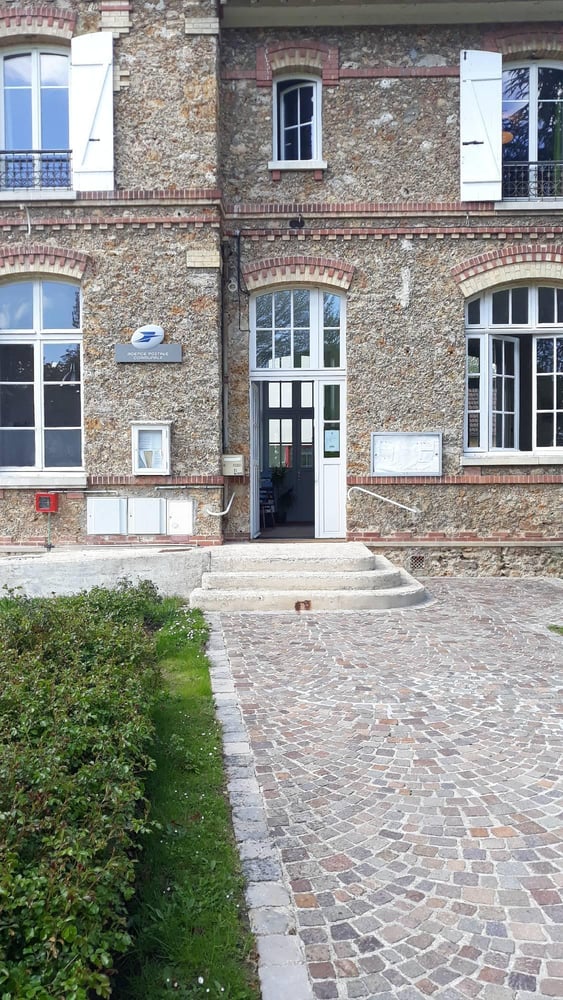 Photo du point La Poste Agence Communale DAVRON Mairie
