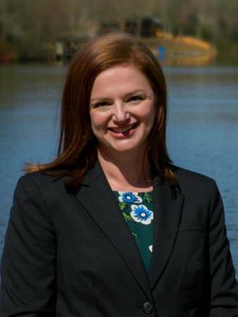 Photo of Ashley Warren