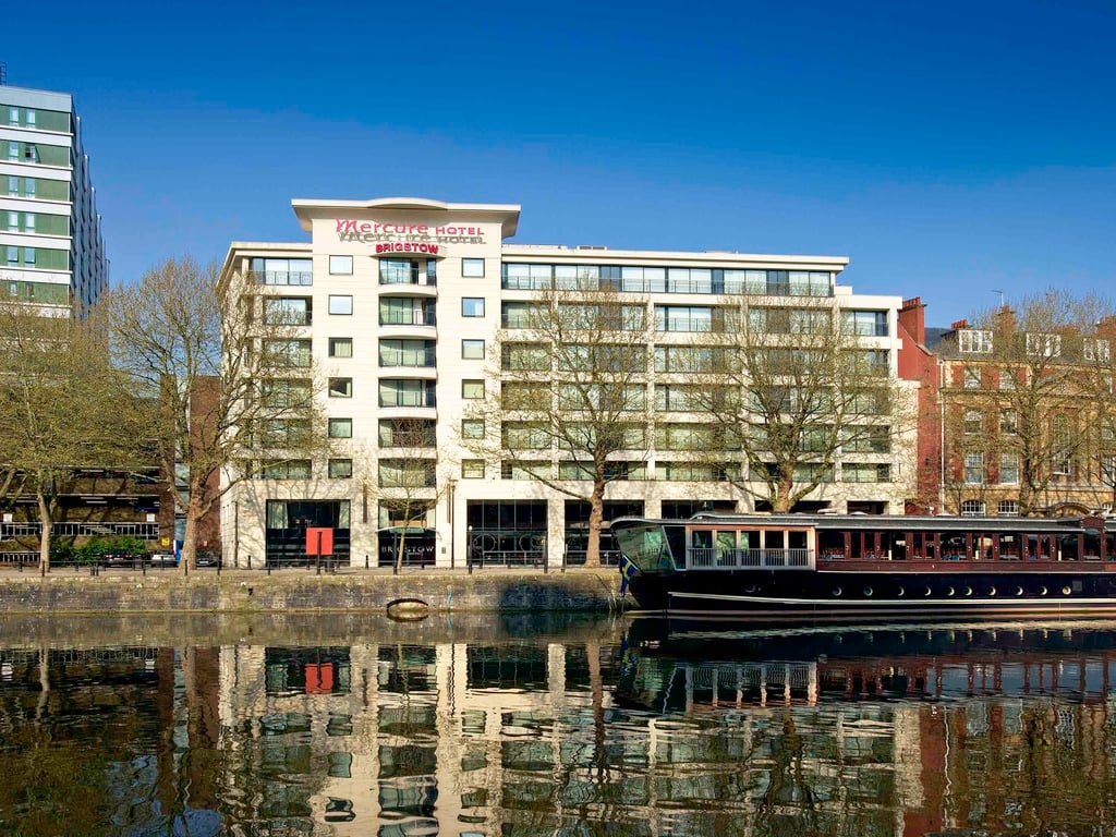 Hotels in Bath Book on