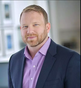 Photo of Christopher Hellie