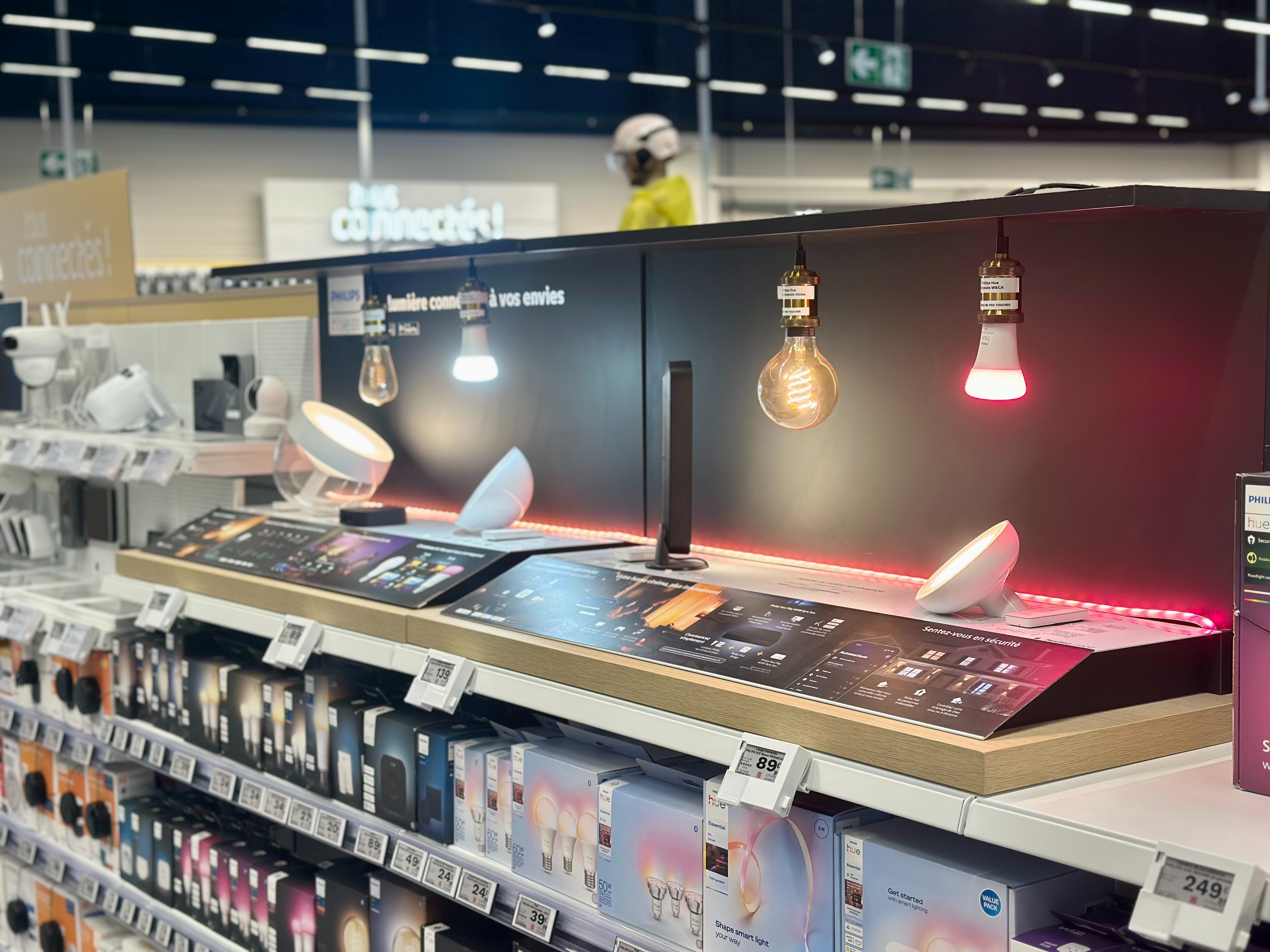 Ampoules connectées dans votre magasin Boulanger sarcelles