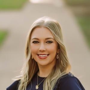 Photo of Rachel Powell