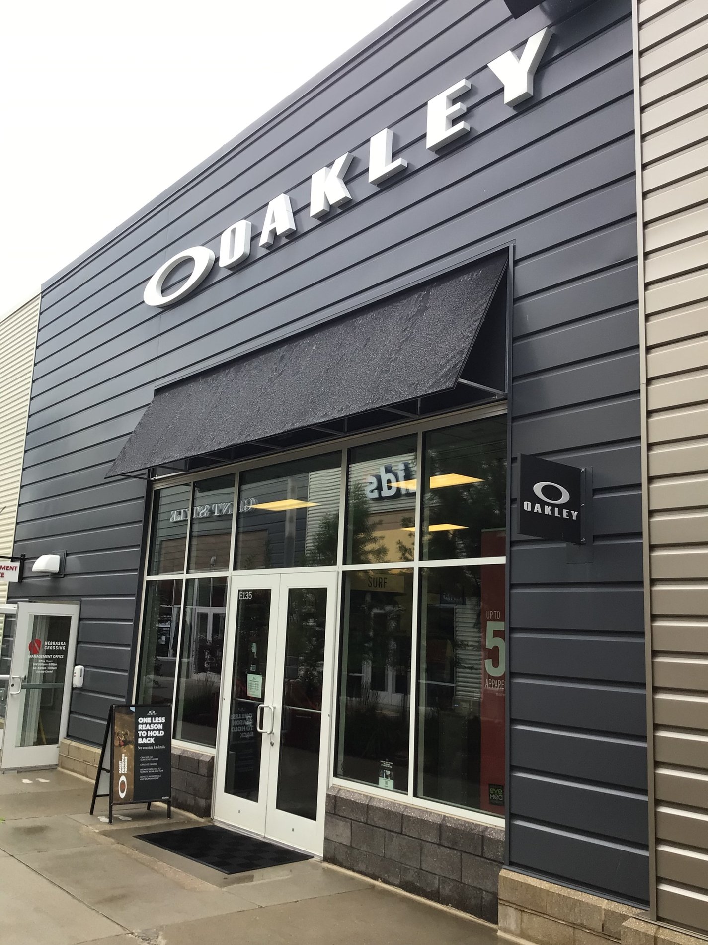 Outlet Oakley