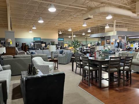 Kearney Slumberland Furniture interior 2