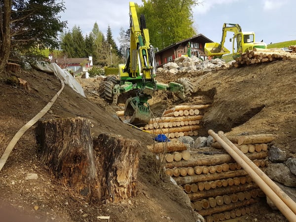 Nicht nur beim Hausbau wird auf fachgerechte Ausführung geachtet, sondern auch bei - wie in diesem Fall - einer Bachverbauung.