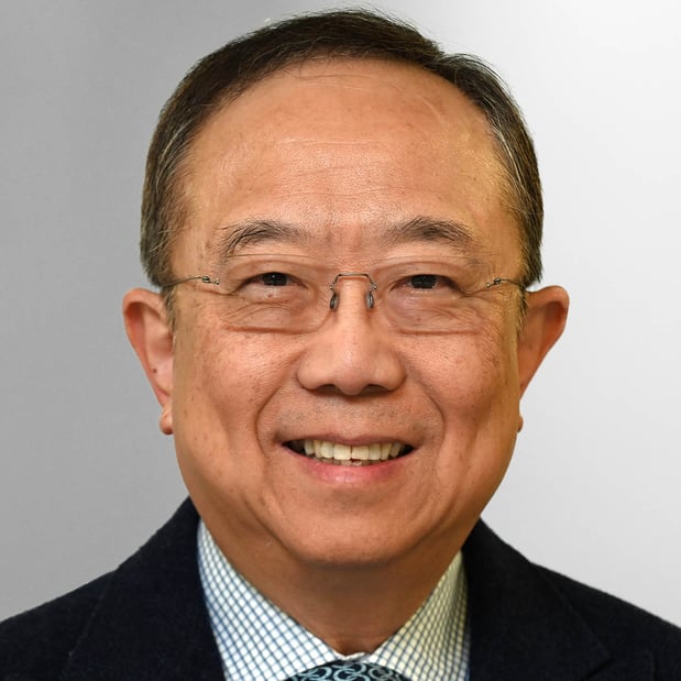 Headshot of Lawrence Yu Hwong