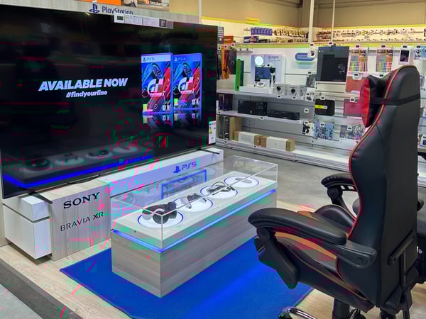 🎮 Espace Play – Boulanger Orléans Saran
Découvrez notre Espace Play dédié aux gamers et passionnés de jeux vidéo.
Consoles dernière génération, jeux, accessoires gaming et casques audio pour une expérience immersive et fun.

📍 Retrouvez tout l’univers gaming en magasin, au cœur de Boulanger Orléans Saran.