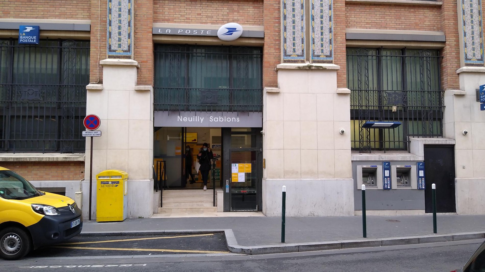 La Poste NEUILLY SABLONS (92200) La Poste