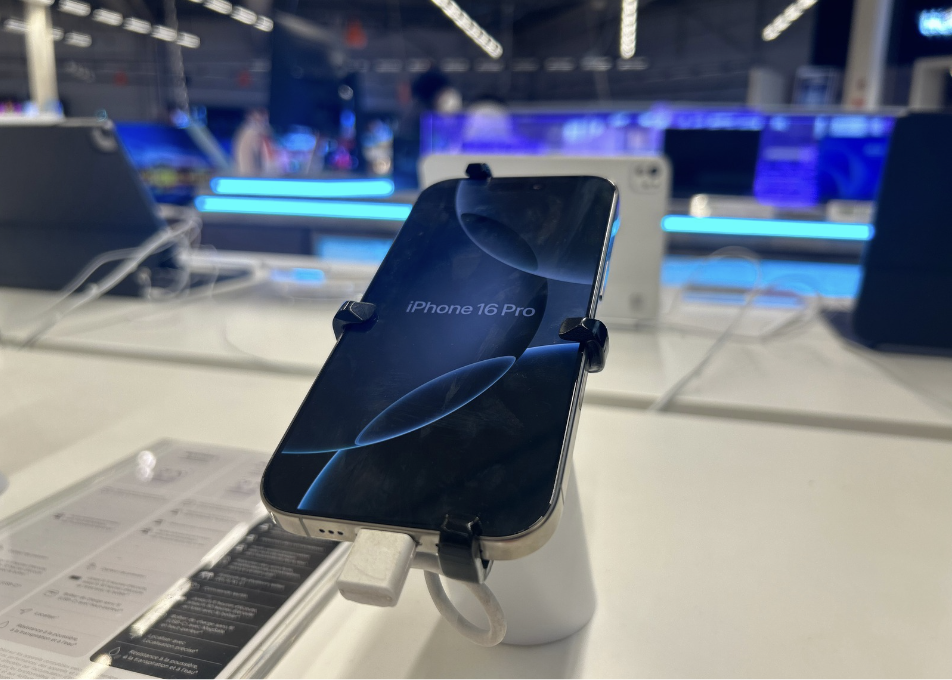 Iphone 16 Pro Boulanger Gennevilliers
