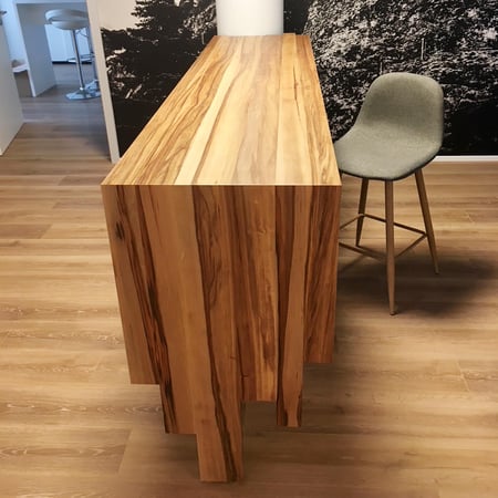 ASTREIN GmbH, Möbelmanufaktur – Holzschreibtisch