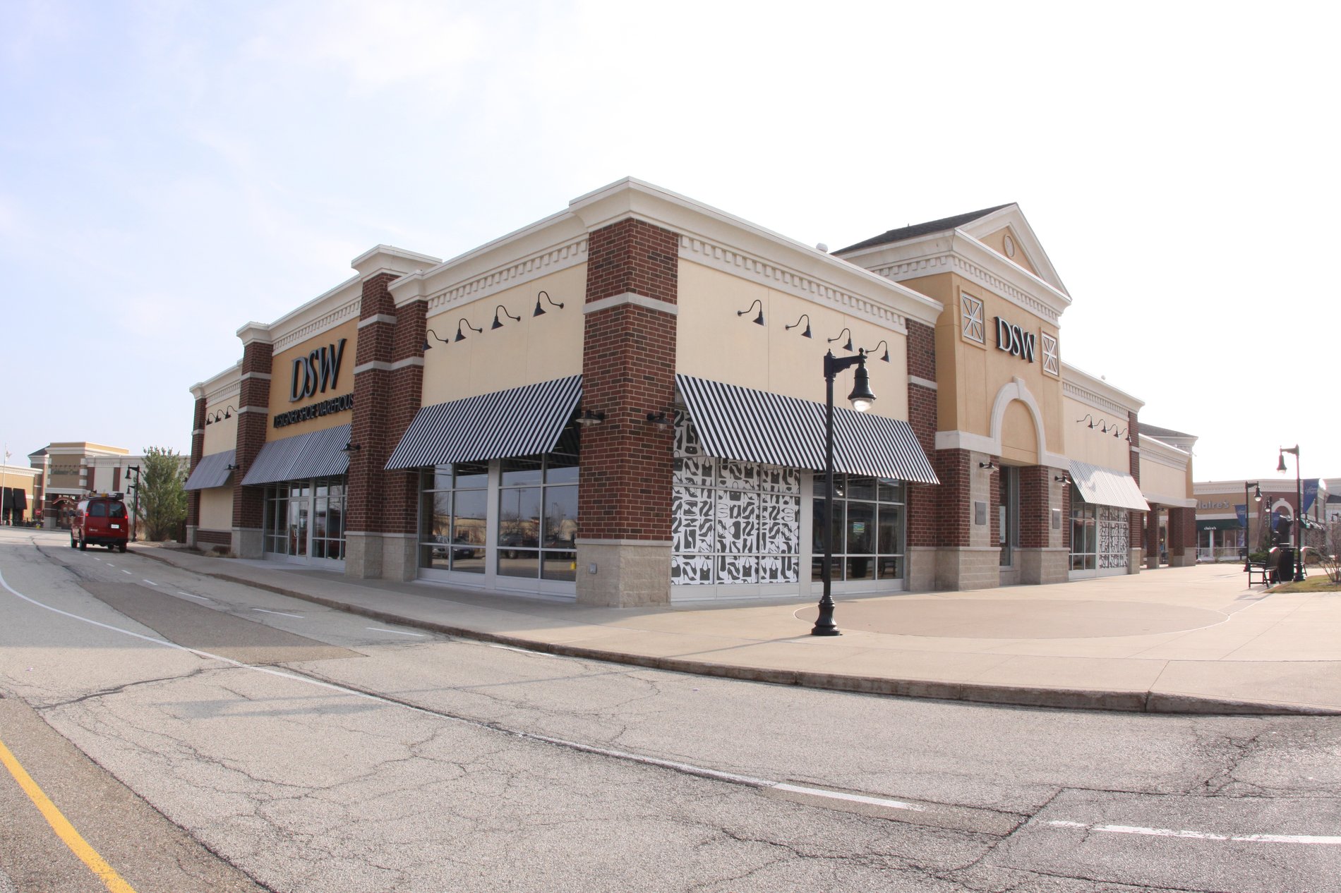 Shoe Store in Peoria, IL