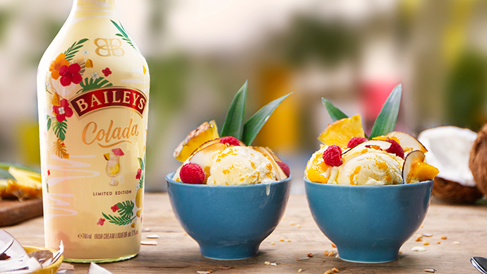 Baileys Colada on Ice